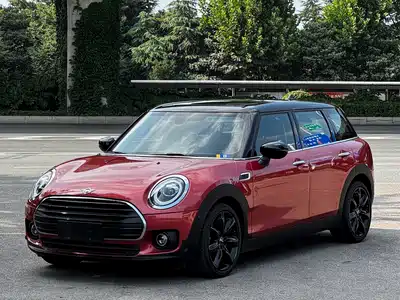 MINI CLUBMAN 2021