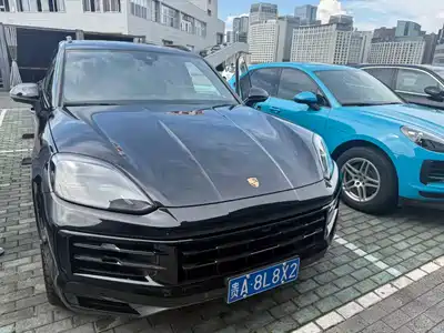 Porsche Cayenne 2025
