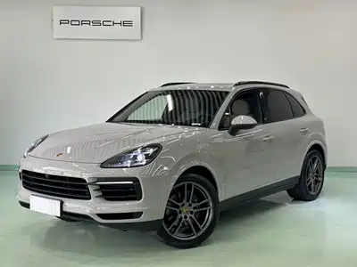 Porsche Cayenne 2021