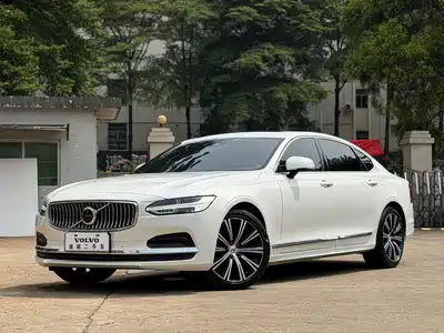 Volvo S90 2024
