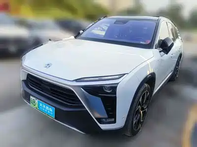 NIO ES8 2021