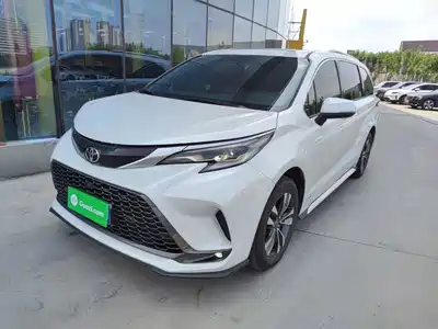 Toyota Granvia 2025