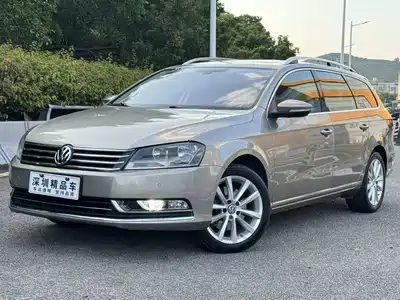 Volkswagen Magotan (Import) 2015