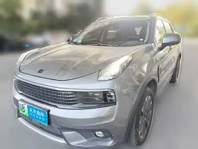 Lynk & Co 01 EM-P 2019