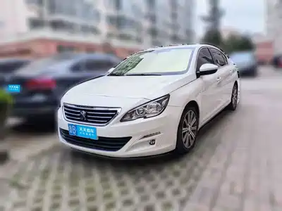 Peugeot 408 2015