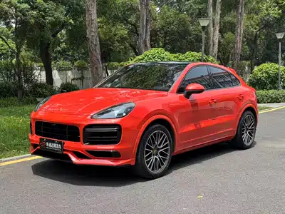 Porsche Cayenne 2021