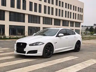 Jaguar XF 2014