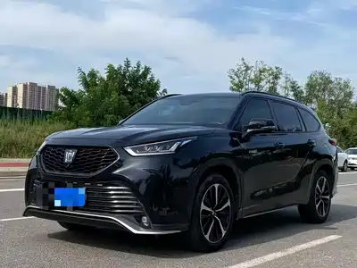 Toyota Crown Kluger 2022