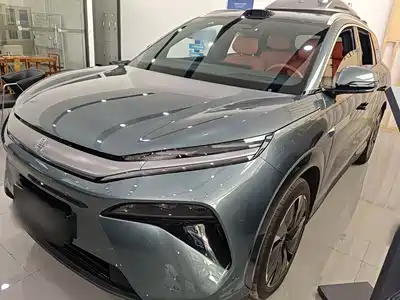 BYD Tang L 2025