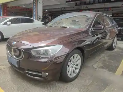 BMW 5 Series GT 2012
