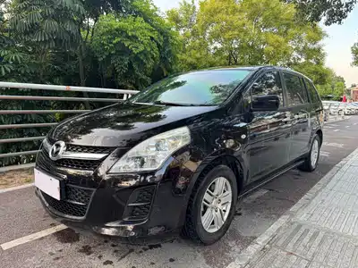 Mazda 8 2015