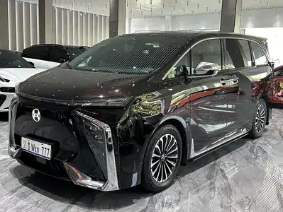 Hycan Auto V09 2024
