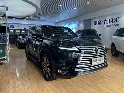 Lexus LX 2025