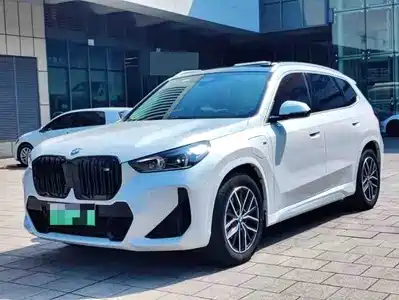 BMW iX1 2024