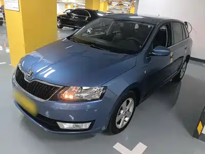Škoda Rapid Spaceback 2016