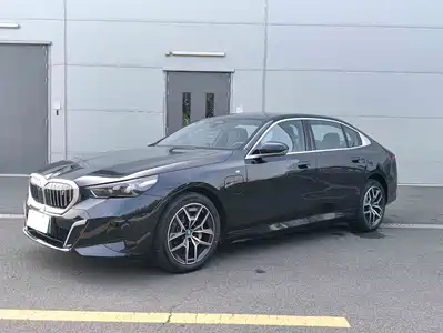 BMW i5 2025