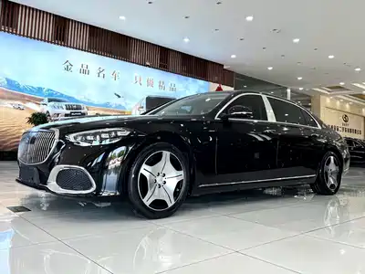 Mercedes-Benz Maybach S-Class 2025