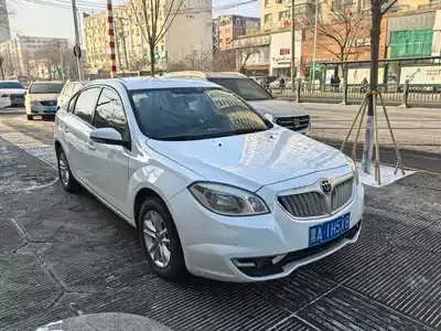 Zhonghua H330 2014