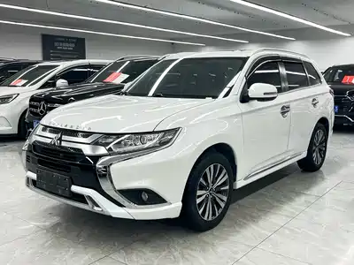 Mitsubishi Outlander 2021