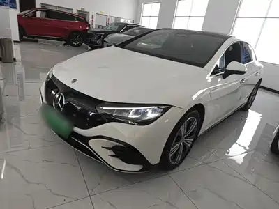 Mercedes-Benz EQE 2025