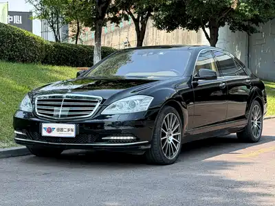 Mercedes-Benz S-Class 2013