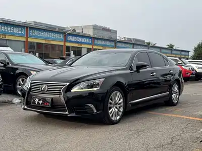 Lexus LS 2014