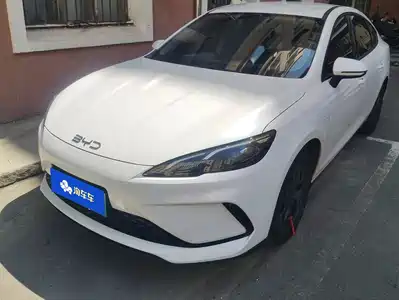 BYD Seal 05 DM-i 2025