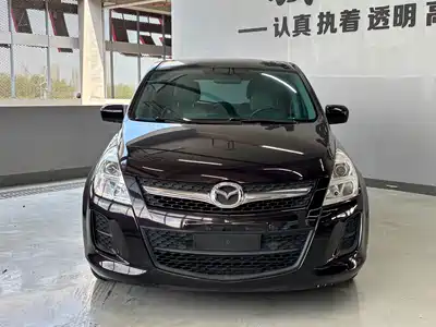 Mazda 8 2012