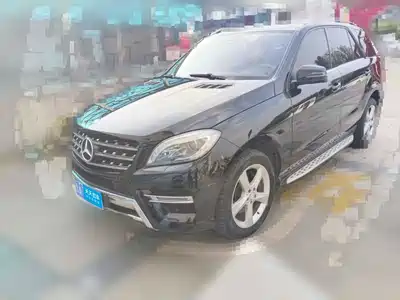 Mercedes-Benz M-Class 2015