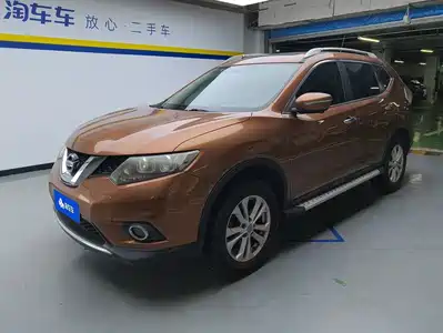 Nissan X-Trail 2015
