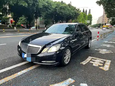 Mercedes-Benz E-Class 2011