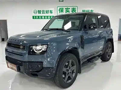 Land Rover Defender 2022