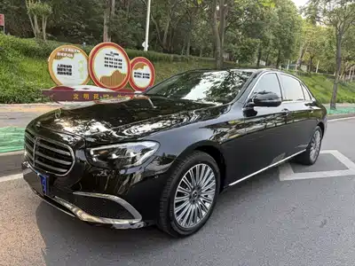 Mercedes-Benz E-Class 2022