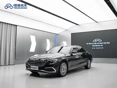 Mercedes-Benz E-Class 2022