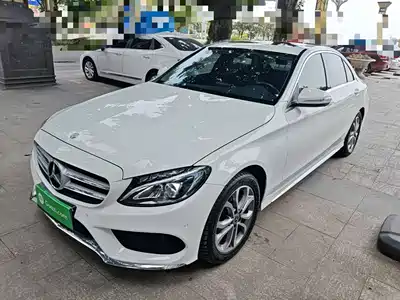 Mercedes-Benz C-Class 2018