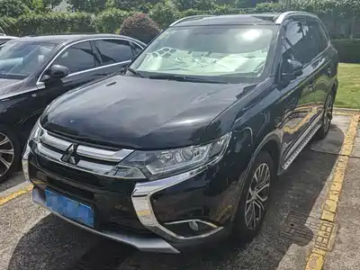 Mitsubishi Outlander 2018