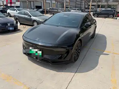 ZEEKR 007 2024