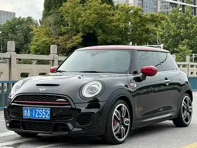 MINI JCW 2020
