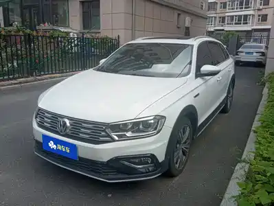 Volkswagen C-TREK 2019
