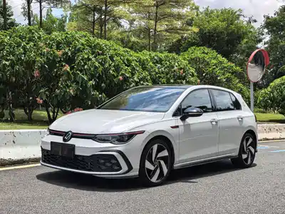 Volkswagen Golf GTI 2023