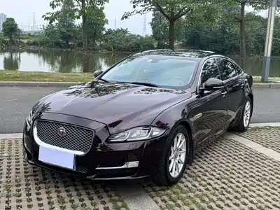 Jaguar XJ 2016
