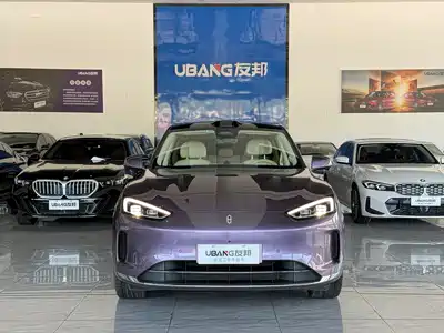 AITO Wenjie M5 2025
