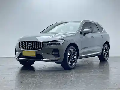 Volvo XC60 2025