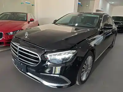 Mercedes-Benz E-Class 2022