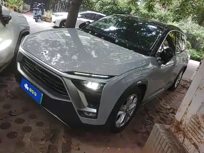 NIO ES8 2019