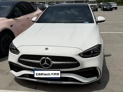 Mercedes-Benz C-Class 2024