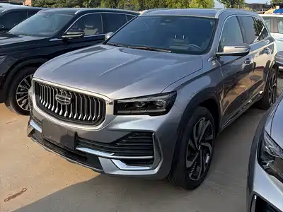 Geely Xingyue L 2024