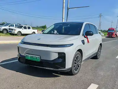 Leapmotor B10 2025