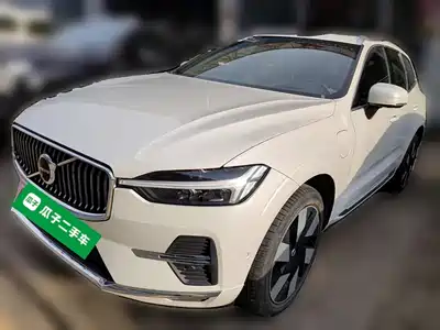 Volvo XC60 Plug-in Hybrid 2024