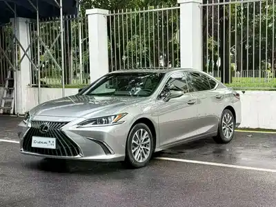 Lexus ES 2023
